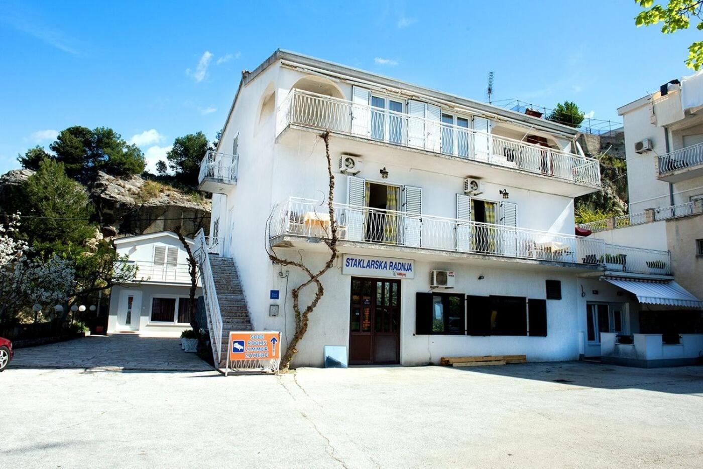 Apartments And Rooms Robi Podstrana Dış mekan fotoğraf